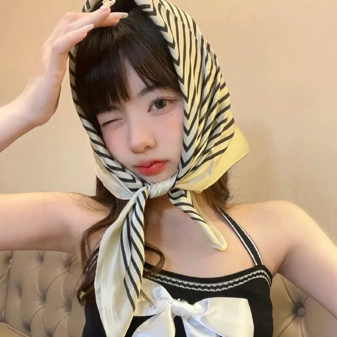 彩绘门